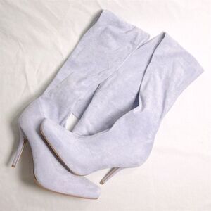 NWOT Azalea Wang Lilac Suede Stiletto Boots